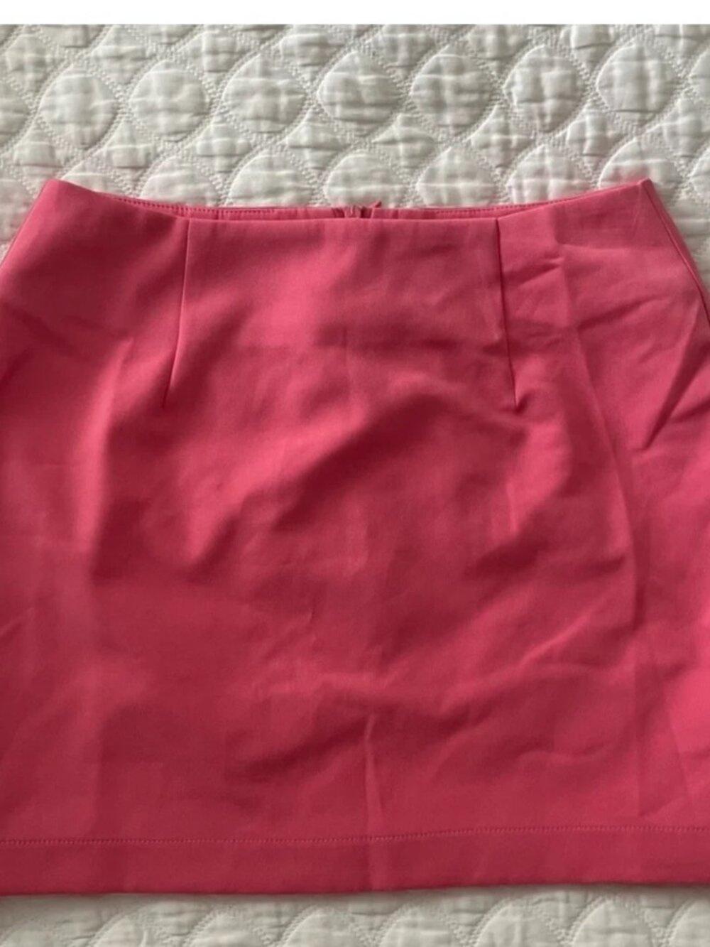 Danielle Guizio Mini Skirt in Pink. Size Small. Never Worn